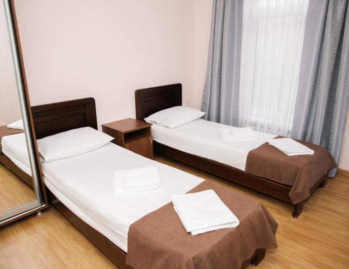 3-комнатный номер стандарт семейный - Гостиница Green House / Грин Хаус Хамышки