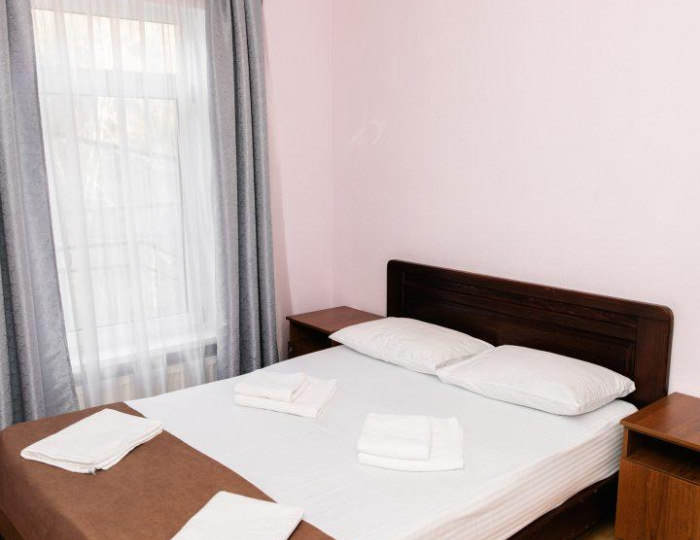 3-комнатный номер стандарт семейный - Гостиница Green House / Грин Хаус Хамышки