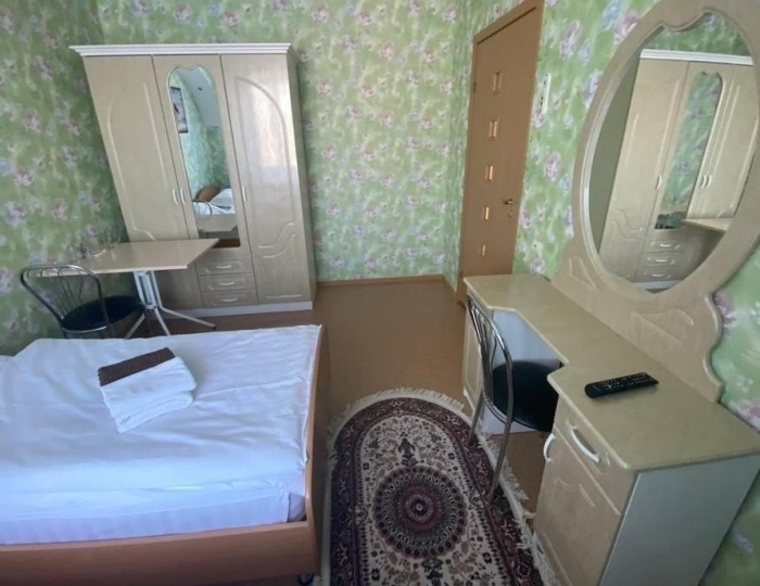 1 категория 4-местный 2 комнатный - Отель «Дилижанс» Яровое