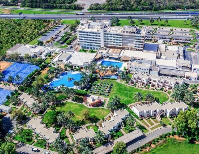 Radisson Blu Hotel & Resort, Al Ain 4 звезды, Аль-Айн, ОАЭ
