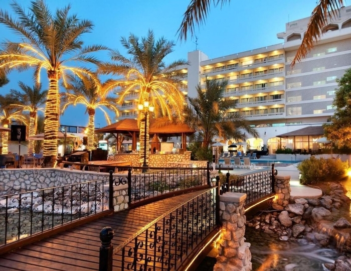 Radisson Blu Hotel & Resort, Al Ain 4 звезды, Аль-Айн, ОАЭ