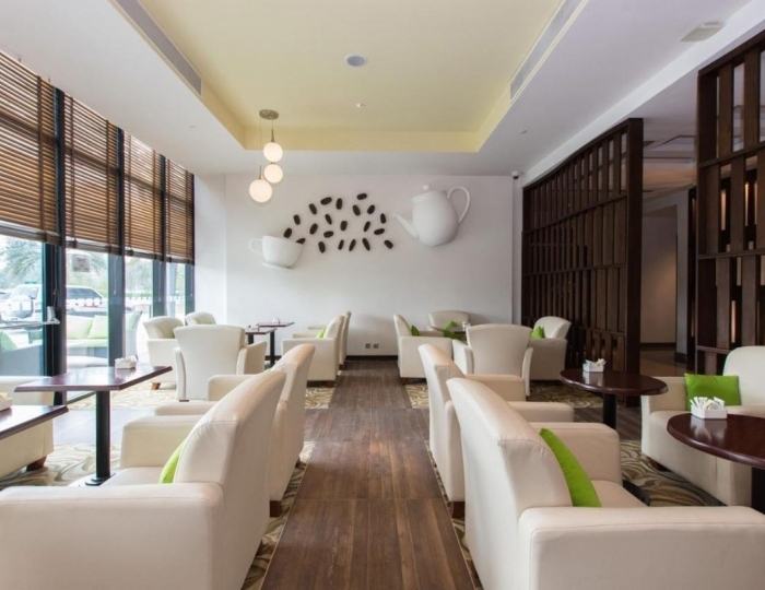 Holiday Inn Abu Dhabi, an IHG Hotel 4 звезды, Абу-Даби, ОАЭ