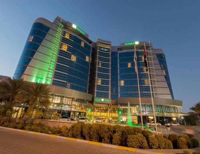 Holiday Inn Abu Dhabi, an IHG Hotel 4 звезды, Абу-Даби, ОАЭ