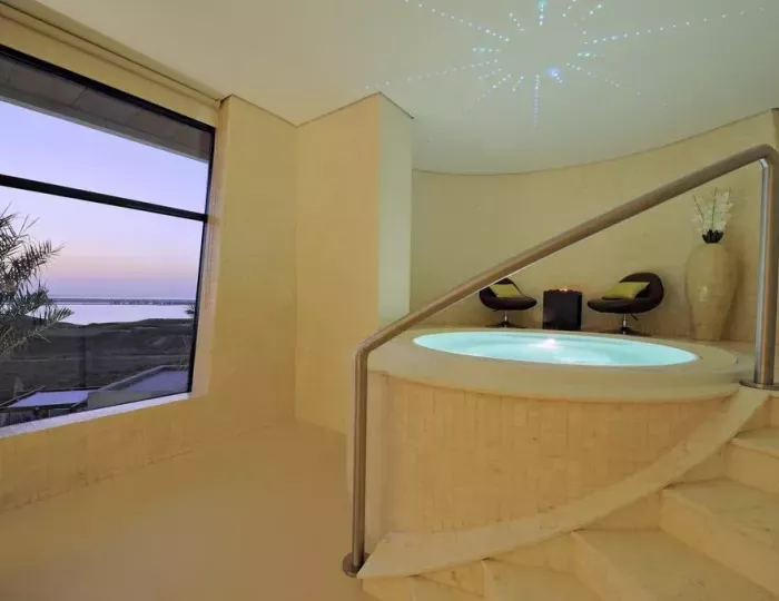 Radisson Blu Hotel, Abu Dhabi Yas Island 4 звезды, эмират Абу-Даби, ОАЭ