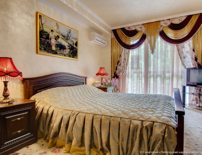 Люкс Люкс Президентский 2-местный 3-комнатный - Санаторий «Пятигорский Нарзан»