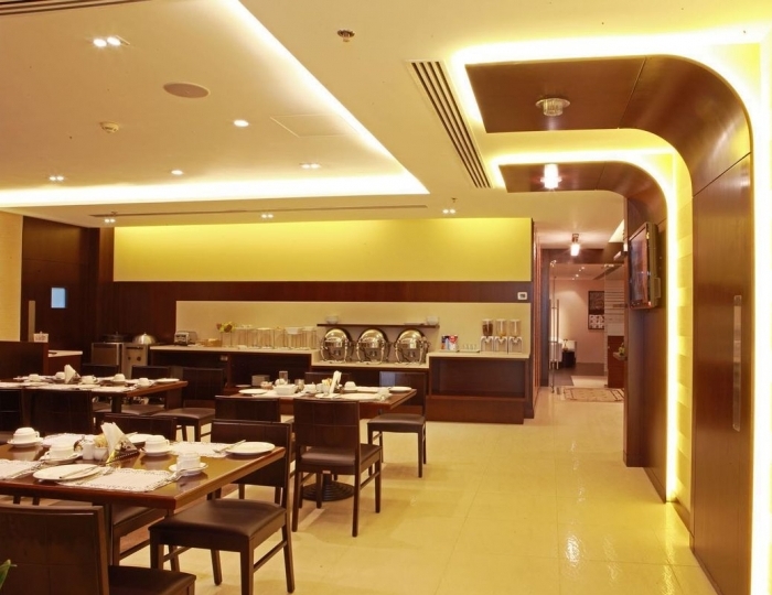 Al Waleed Palace Hotel Apartment Al Barsha, Дубай, ОАЭ