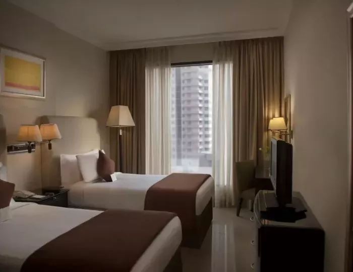 Two Seasons Hotel & Apartments 4 звезды, Дубай, ОАЭ