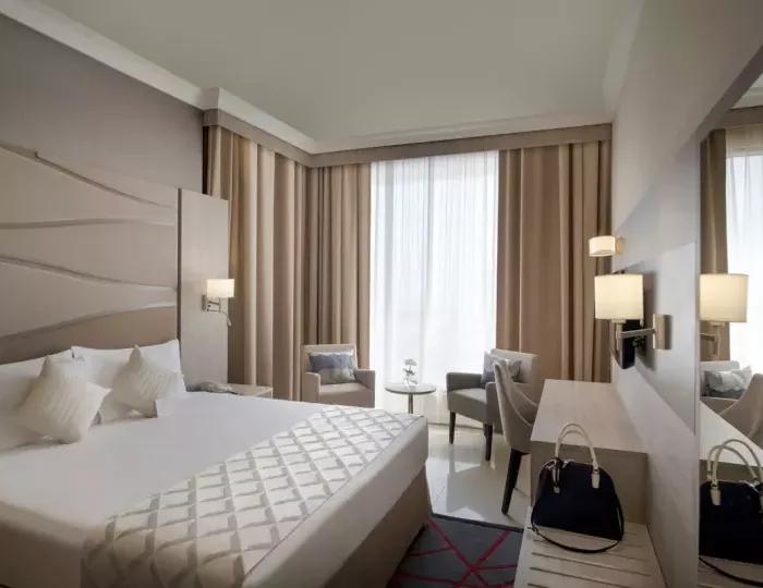 Two Seasons Hotel & Apartments 4 звезды, Дубай, ОАЭ