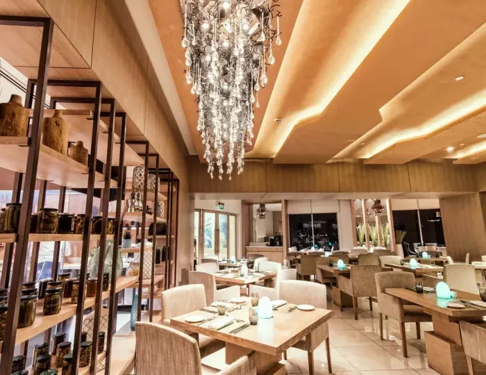 Al Habtoor Grand Resort, Autograph Collection 5 звезд, Дубай, ОАЭ