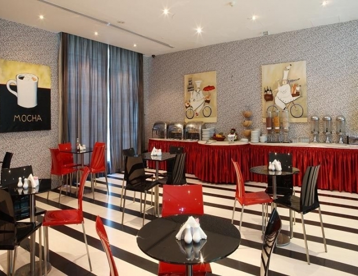 Royal Ascot Hotel Apartment - Kirklees 2, Бур Дубай, ОАЭ