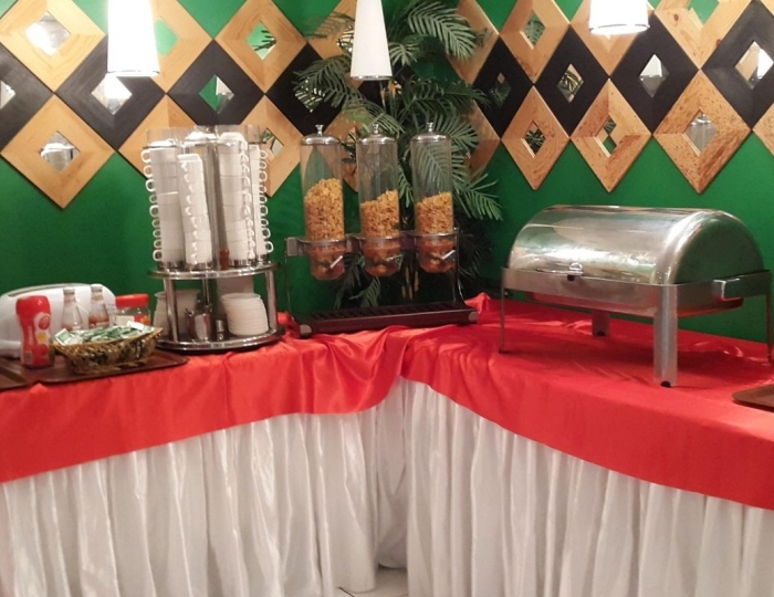 Royal Mark Hotel Apartment, Дейра, ОАЭ