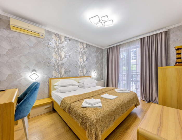 Апартаменты стандарт с кухней и балконом - Гостевой дом «Яна» Геленджик