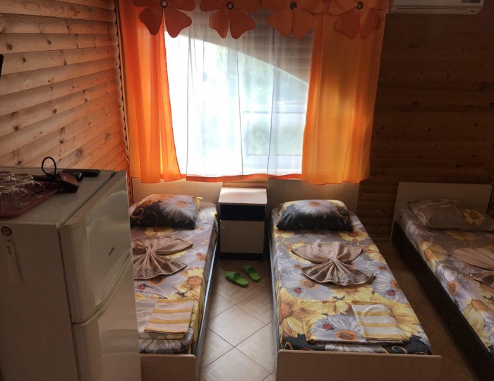 Комната эконом с 4 односпальными кроватями - Гостевой дом «На Тургенева» Геленджик