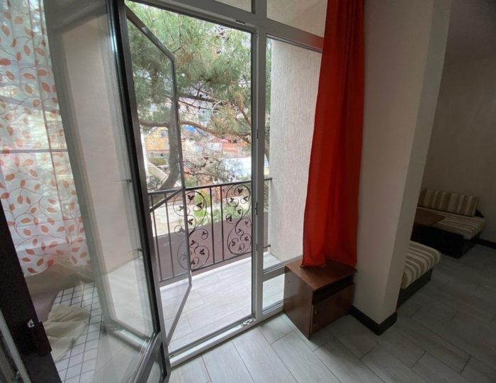 Комната стандарт с 2 односпальными и 1 двуспальной кроватью - Гостевой дом «На Тургенева» Геленджик