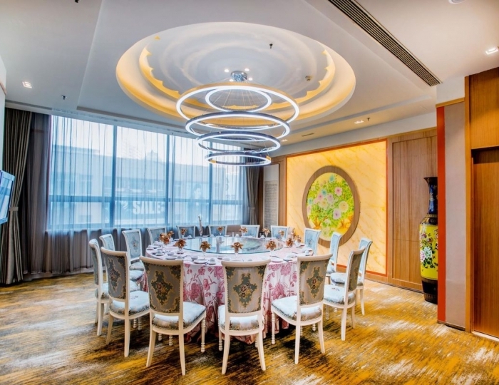 Holiday Inn Express Dalian City Center 3 звезды, Далянь, Китай