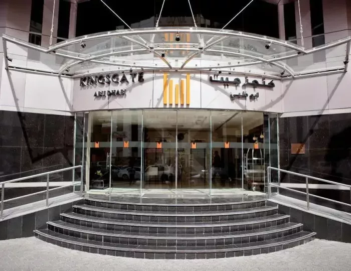 Kingsgate Hotel by Millennium 3 звезды, Абу-Даби, ОАЭ