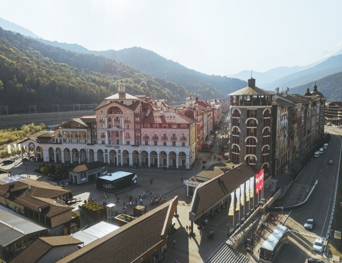 Отель Courtyard Marriott Sochi Krasnaya Polyana / Кортъярд Марриотт Сочи Красная Поляна