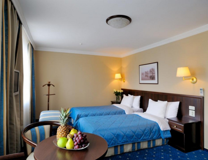 Номер стандарт комфорт с 2 односпальными кроватями, 5 этаж (с завтраком) - Гостиница «Пенза» Пенза