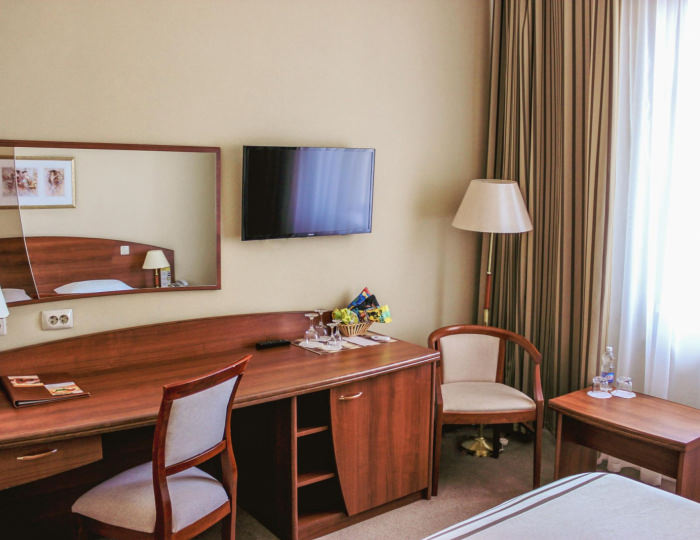 Номер стандарт с 1 двуспальной кроватью (с полупансионом) - Гостиница HELIOPARK Residence / Гелиопарк Резиденс Пенза