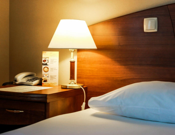 Номер стандарт с 2 односпальными кроватями и балконом (с полупансионом) - Гостиница HELIOPARK Residence / Гелиопарк Резиденс Пенза