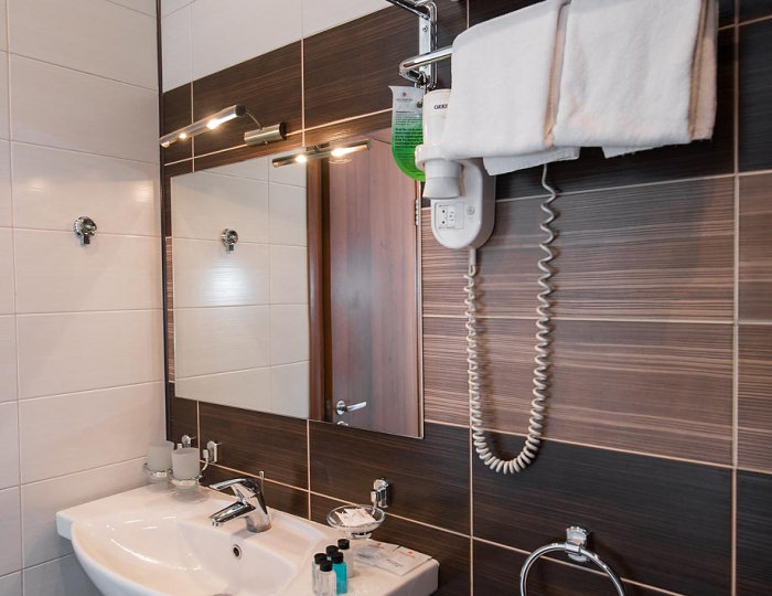 Номер улучшенный с 1 двуспальной кроватью - Гостиница HELIOPARK Residence / Гелиопарк Резиденс Пенза