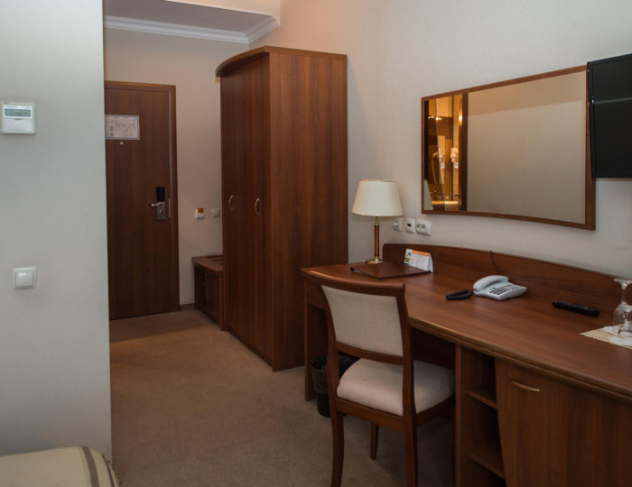 Номер стандарт с 1 двуспальной кроватью (с пансионом) - Гостиница HELIOPARK Residence / Гелиопарк Резиденс Пенза