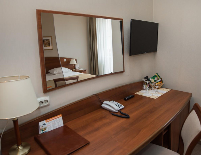 Номер стандарт с 1 двуспальной кроватью (с пансионом) - Гостиница HELIOPARK Residence / Гелиопарк Резиденс Пенза