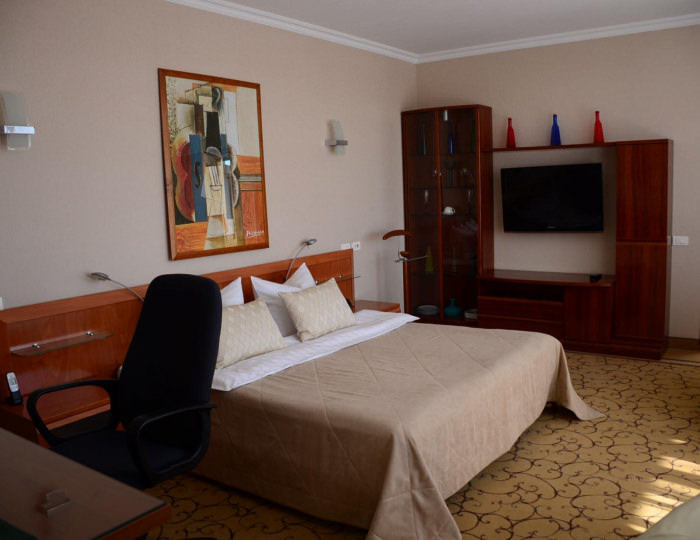 Номер люкс №401 (с завтраком) - Гостиница «Для Вас» Пенза