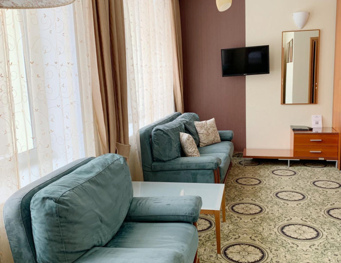 2-комнатный номер полулюкс семейный - Гостиница «Для Вас» Пенза