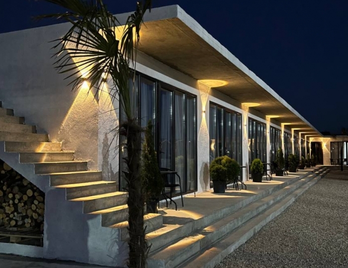 Коттеджный комплекс Sandro & Milanii / Сандро & Милани Алахадзы