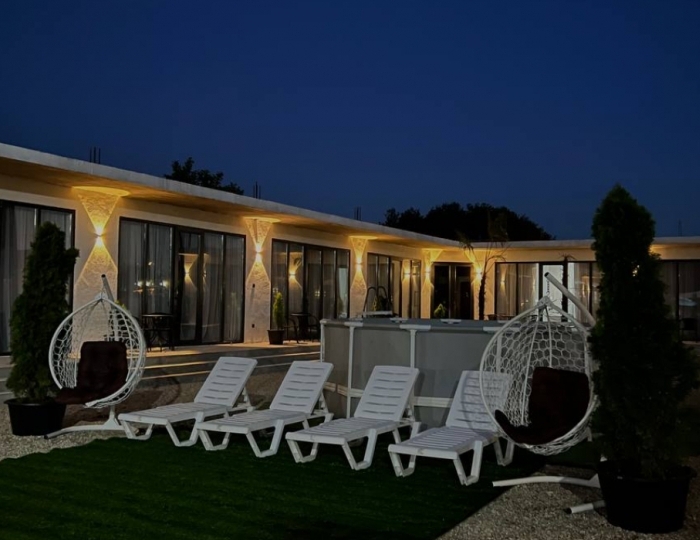 Коттеджный комплекс Sandro & Milanii / Сандро & Милани Алахадзы