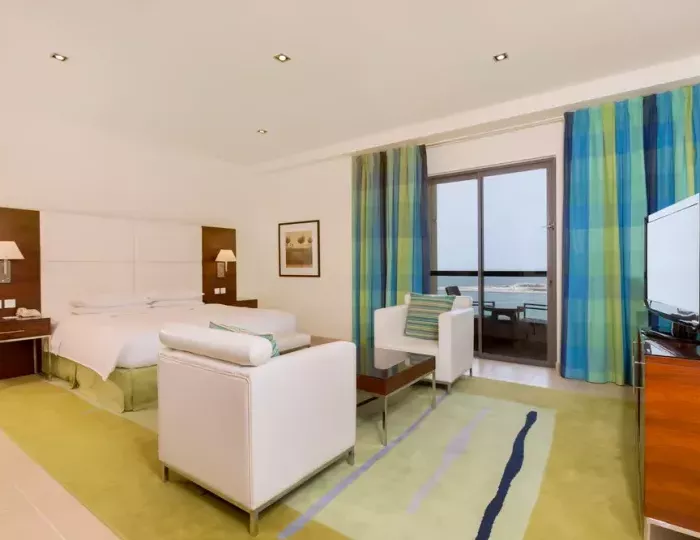 Hilton Dubai The Walk 4 звезды, пляж Джумейра, ОАЭ