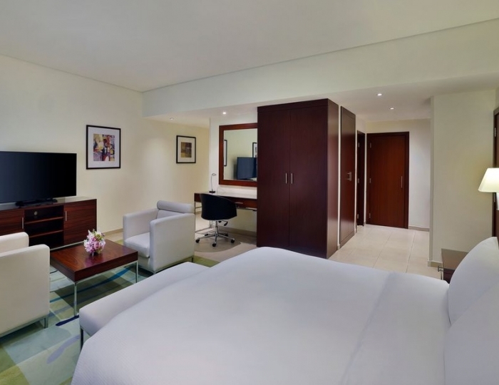 Hilton Dubai The Walk 4 звезды, пляж Джумейра, ОАЭ