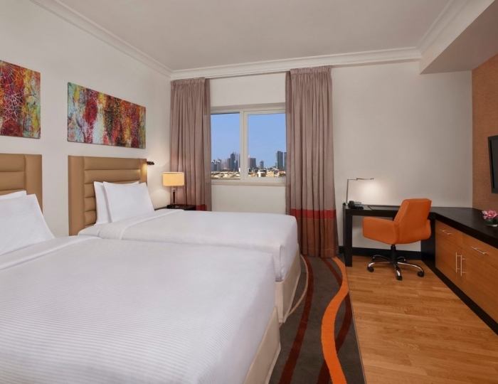 DoubleTree by Hilton Hotel and Residences Dubai Al Barsha 4 звезды, Аль-Барша, ОАЭ