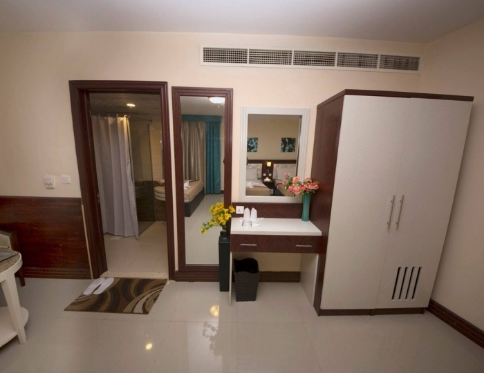 Mariana 1 звезда, Дейра, ОАЭ