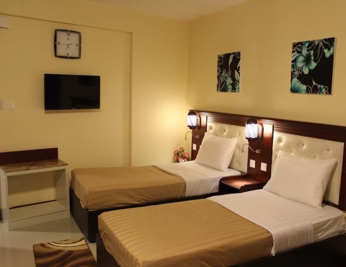 Mariana 1 звезда, Дейра, ОАЭ