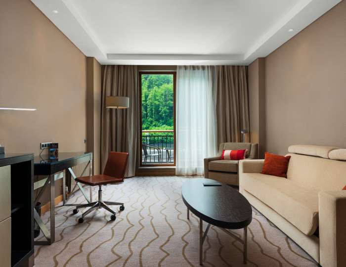 Делюкс с видом на горы с двумя раздельными кроватями - Отель Марриотт Красная Поляна / Sochi Marriott Krasnaya Polyana