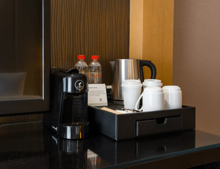 Номер Делюкс для людей с ограниченными физическими возможностями - Отель Марриотт Красная Поляна / Sochi Marriott Krasnaya Polyana