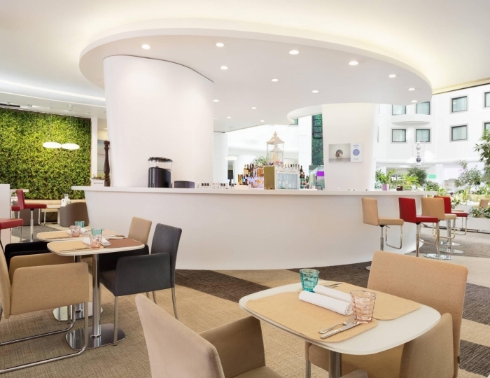 Рестораны и бары - Гостиница Novotel Moscow Sheremetyevo / Новотель Москва Шереметьево