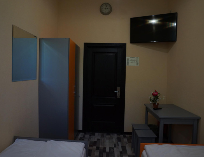 Номер эконом с 2 односпальными кроватями - Мини-отель «Камчатский Хостел» Петропавловск-Камчатский