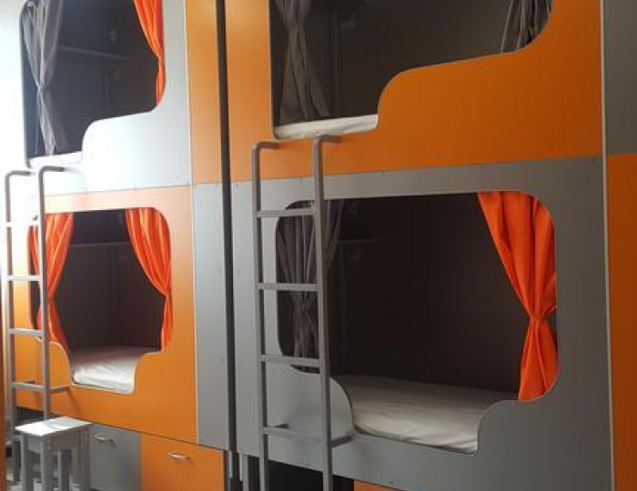 Кровать в 10-местном общем номере (общие удобства) - Мини-отель «Камчатский Хостел» Петропавловск-Камчатский