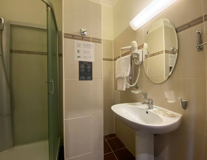 Стандарт 1-местный с балконом корпус 2 - АМАКС Курорт «Орбита»