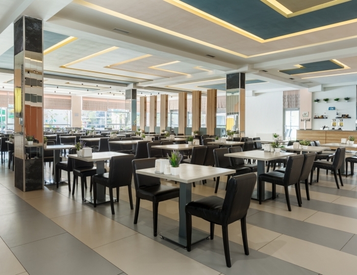 Ресторан («шведский стол») - Отель Aurum Family Resort & Spa / Аурум Фэмили Ресорт и Спа