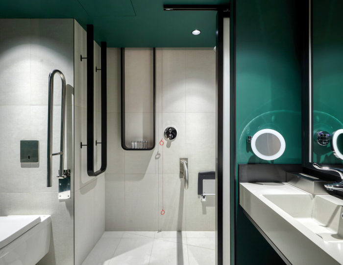 Номер для людей с ограниченными возможностями 2-местный - Гостиница AZIMUT / Азимут Сити Отель Комсити Москва