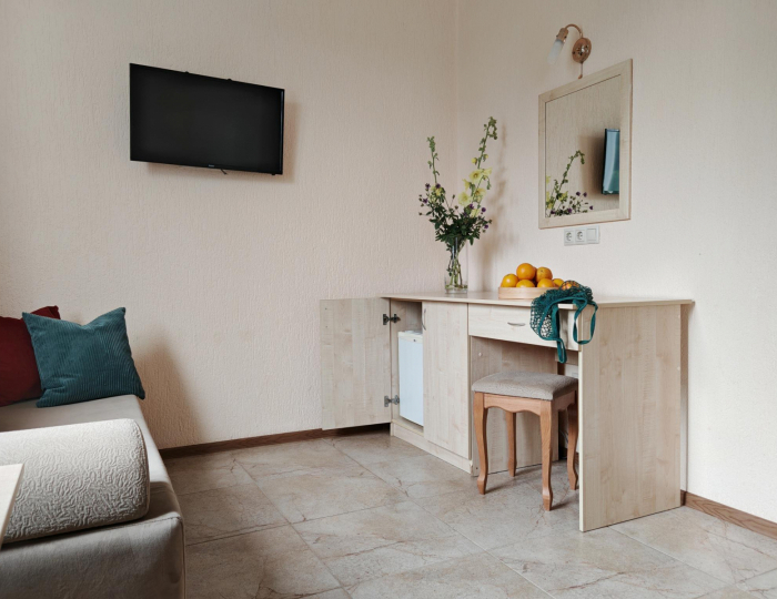 5-местная комната делюкc - Гостевой дом «МихаилЖдетВГости» Геленджик