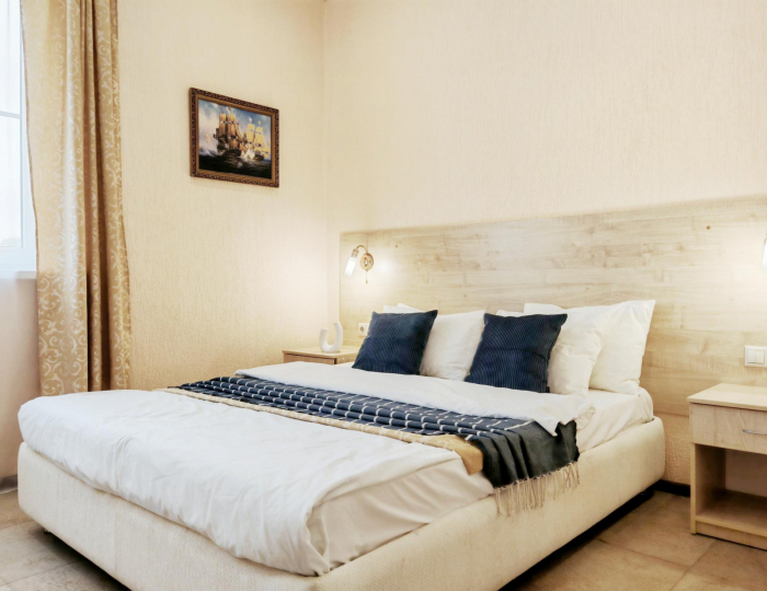 Комната стандарт с 1 двуспальной кроватью - Гостевой дом «МихаилЖдетВГости» Геленджик