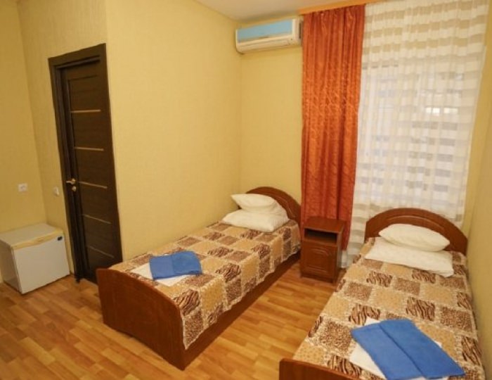 Стандарт с общим балконом (Коттедж № 4,5) - ЛОК «Виамонд»