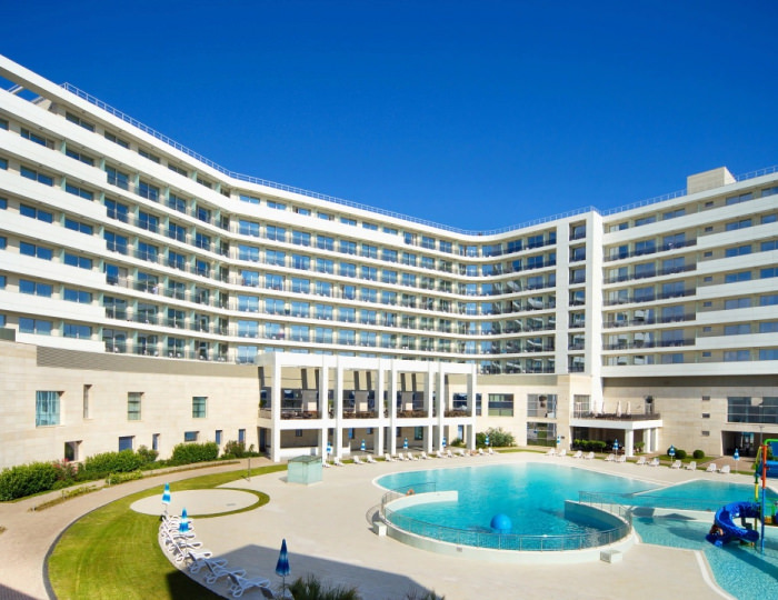 Отель Mantera Resort & Congress (бывш. Radisson Blu Resort & Congress Centre)