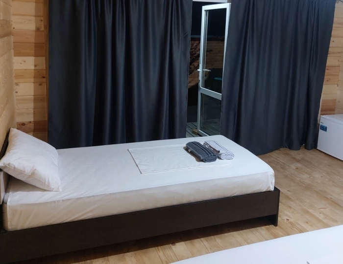 Домик Домик 2-местный - База отдыха «Ахьаца» Лдзаа