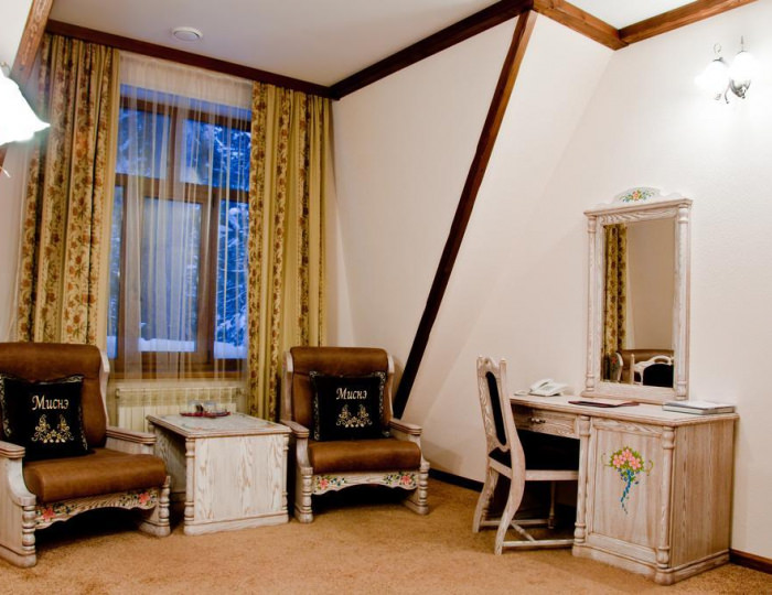 Номер люкс с 1 двуспальной кроватью - Отель «Миснэ» Ханты-Мансийск